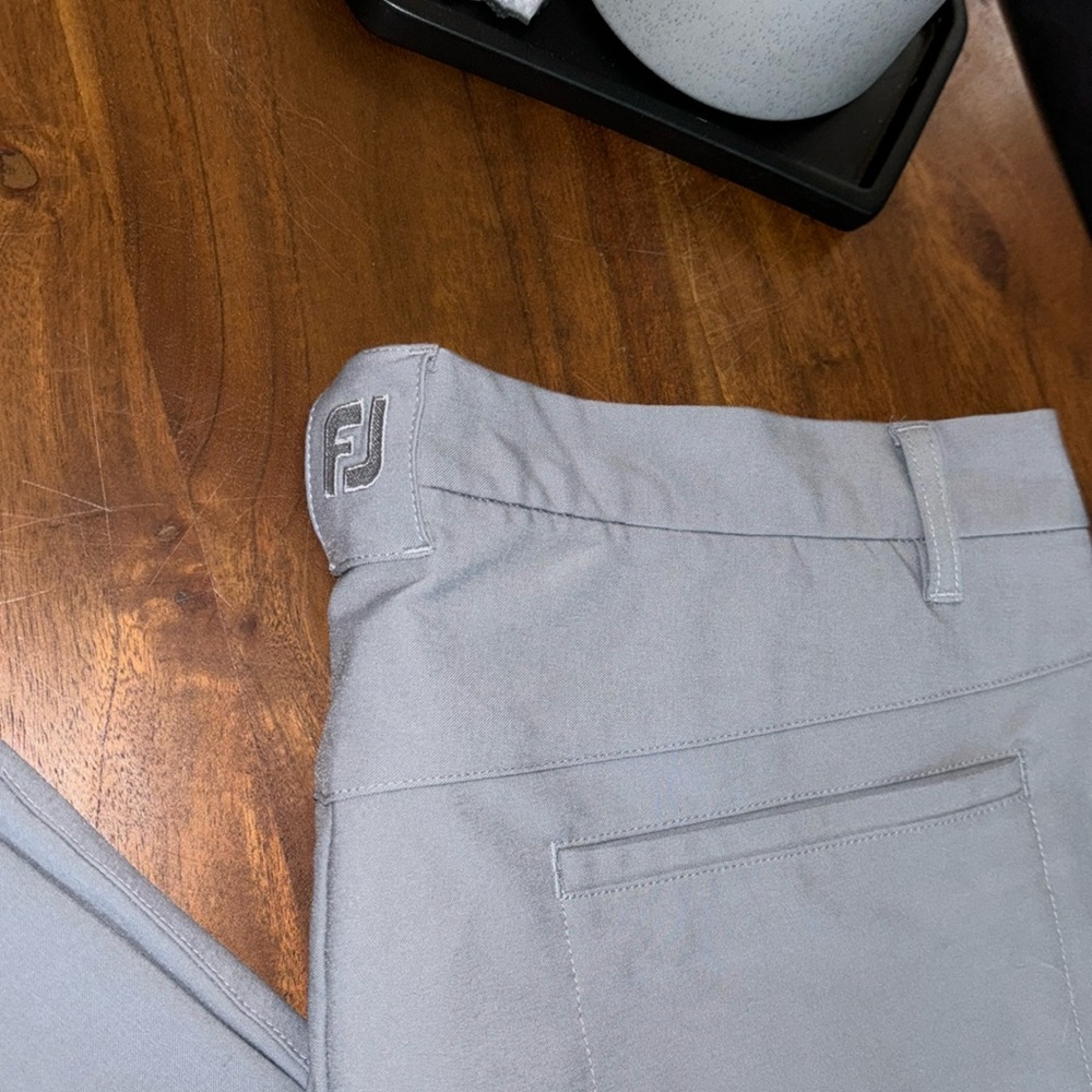 NWOT FootJoy Performance Golf Pants 4-Pocket Design 36x30 - Picture 2 of 10